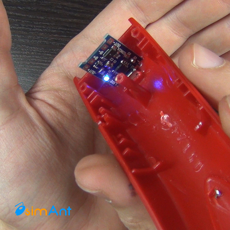 Светится синий светодиод - питание к контроллеру подключено